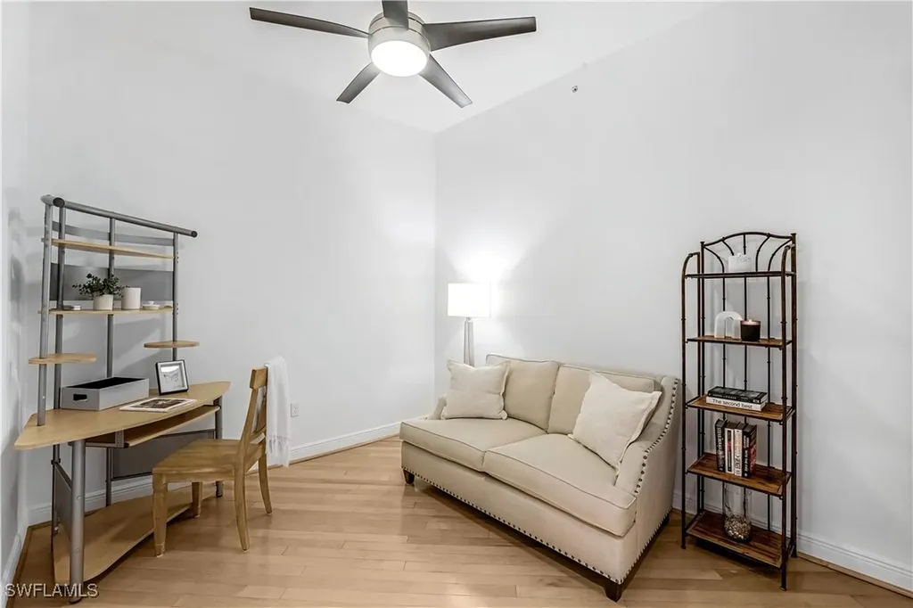 863 9th Avenue S Naples FL 34102