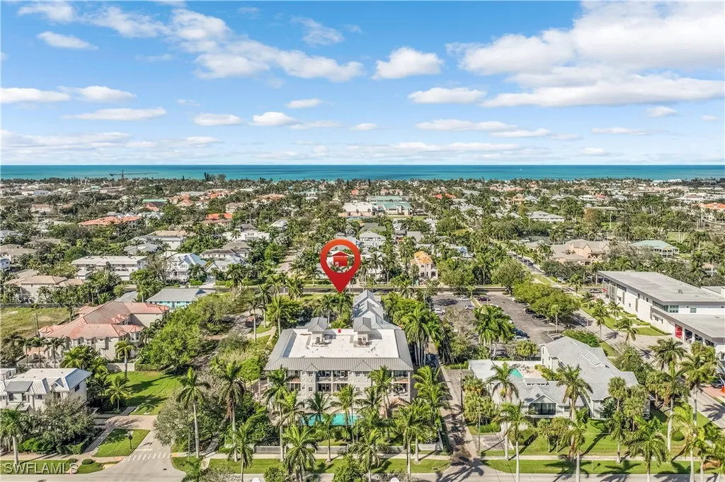 863 9th Avenue S Naples FL 34102