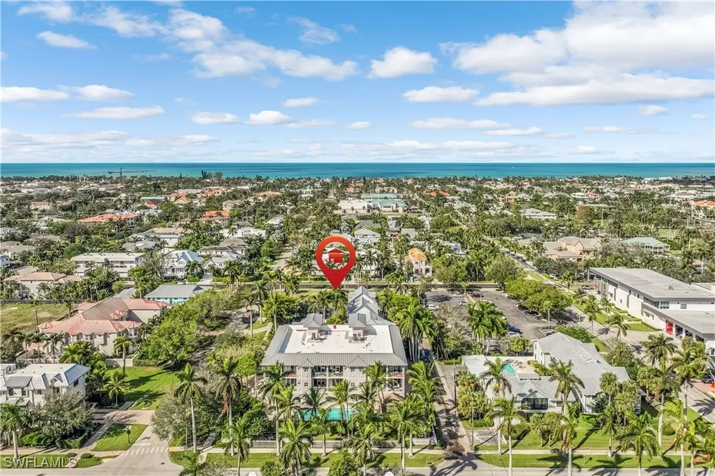 863 9th Avenue S Naples FL 34102