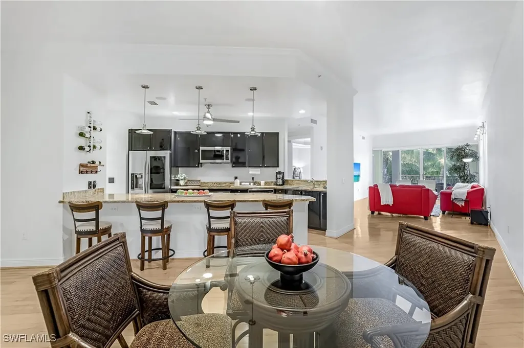 863 9th Avenue S Naples FL 34102