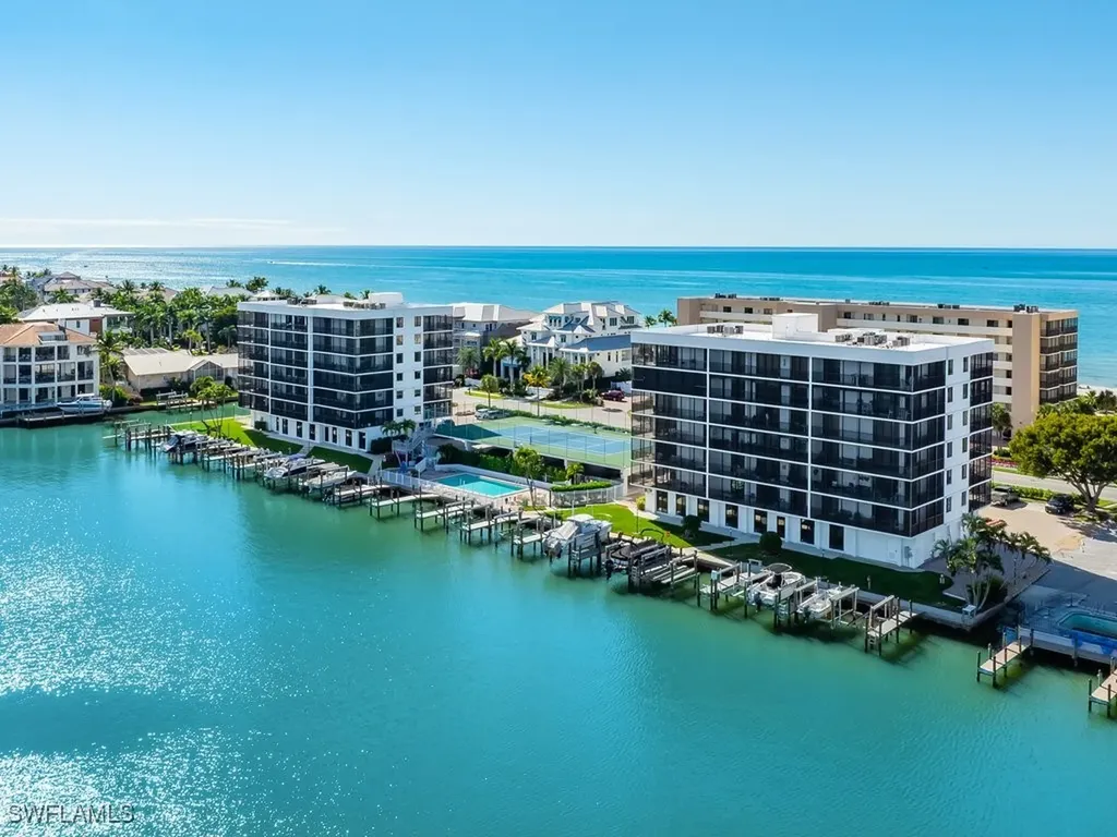 10482 Gulf Shore Drive Naples FL 34108