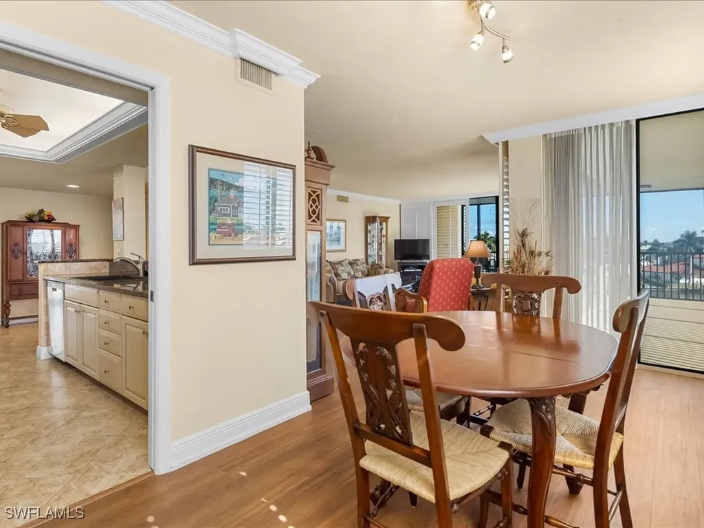 10482 Gulf Shore Drive Naples FL 34108