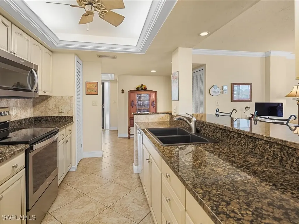 10482 Gulf Shore Drive Naples FL 34108