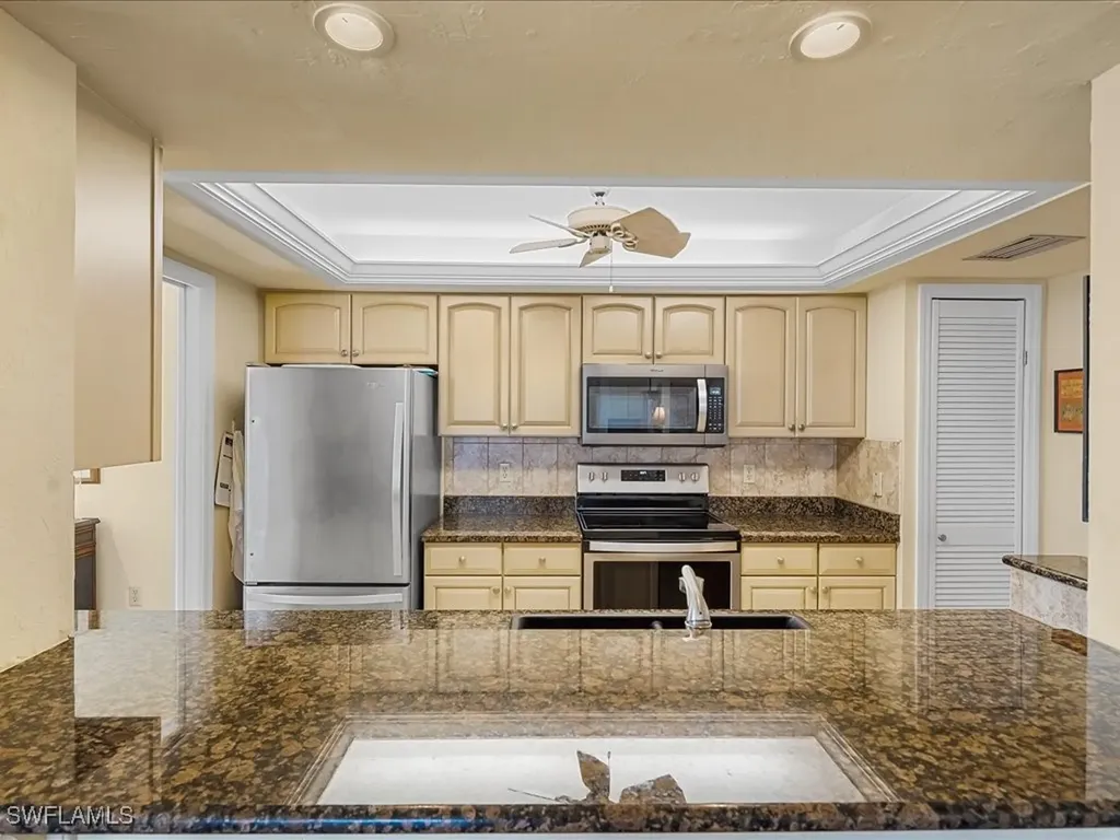 10482 Gulf Shore Drive Naples FL 34108