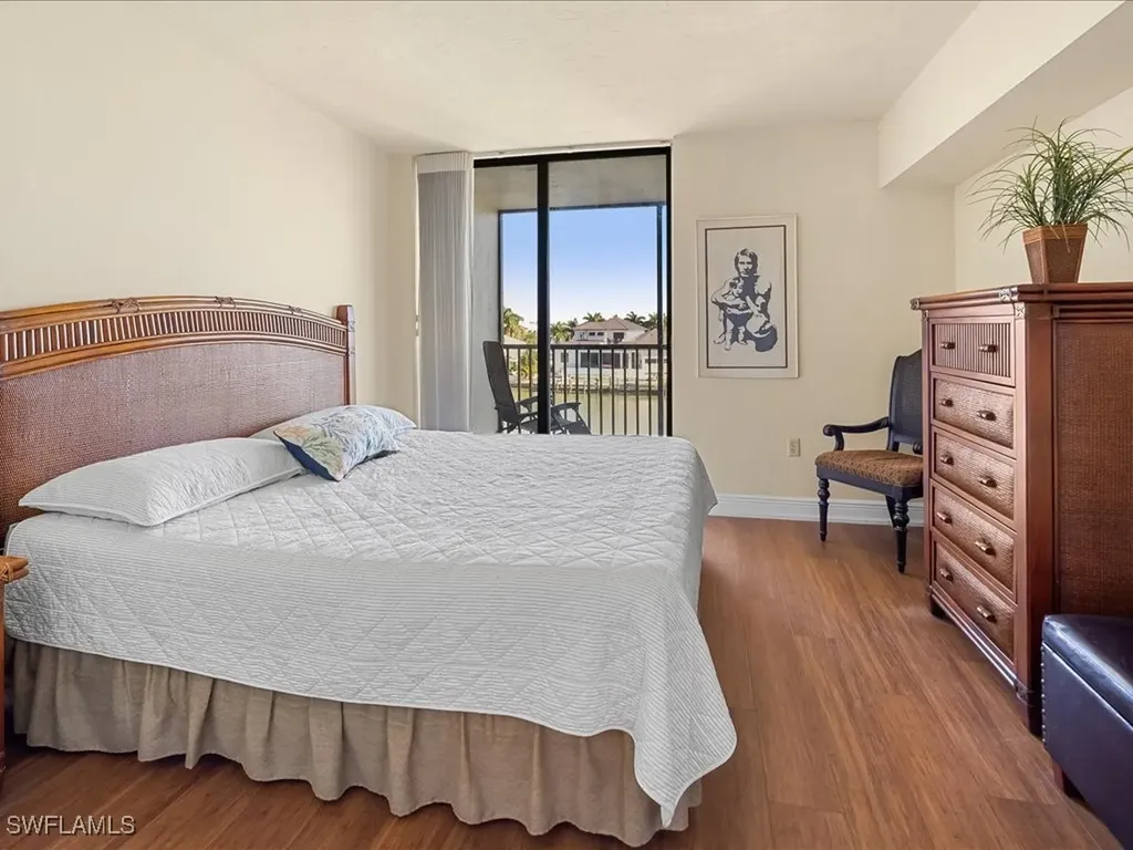 10482 Gulf Shore Drive Naples FL 34108