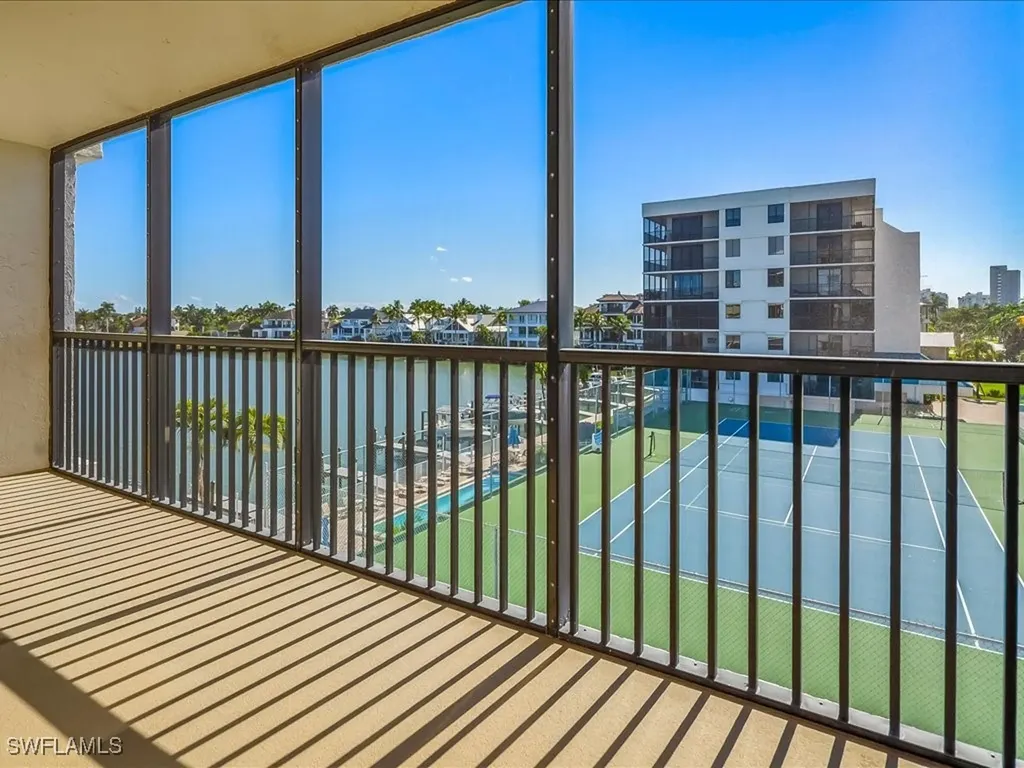 10482 Gulf Shore Drive Naples FL 34108