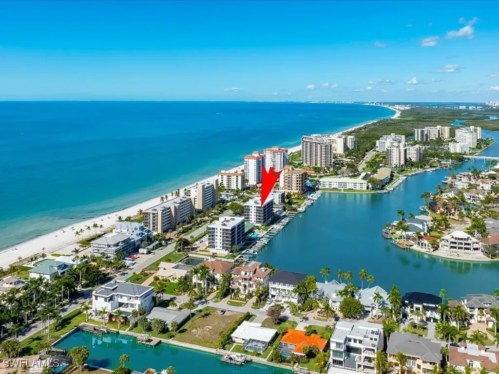 10482 Gulf Shore Drive Naples FL 34108