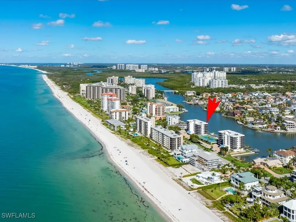 10482 Gulf Shore Drive Naples FL 34108