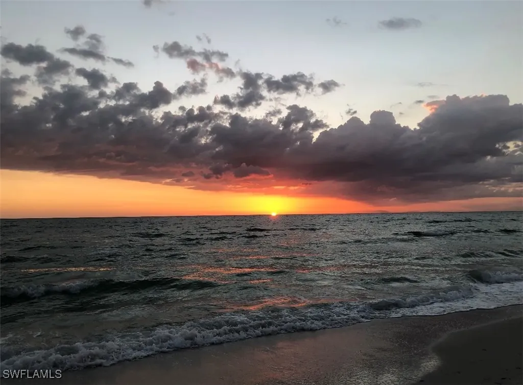 10482 Gulf Shore Drive Naples FL 34108