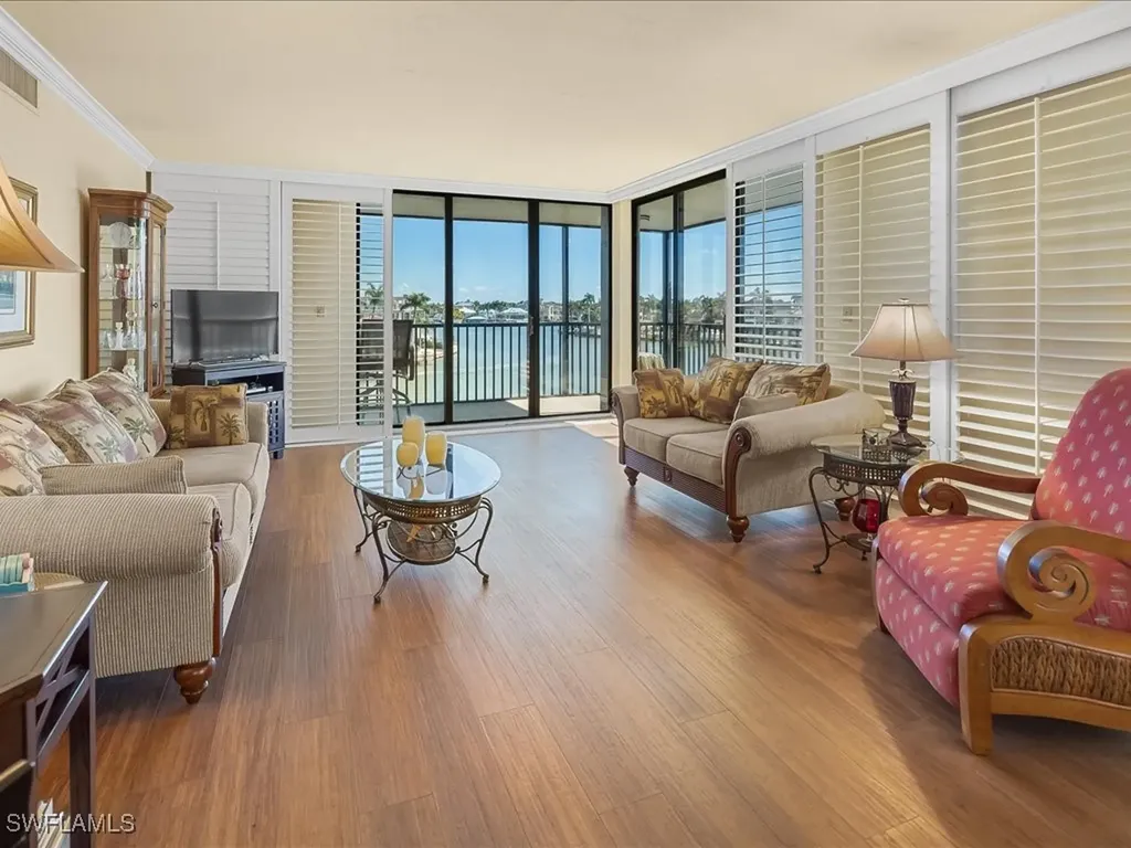 10482 Gulf Shore Drive Naples FL 34108