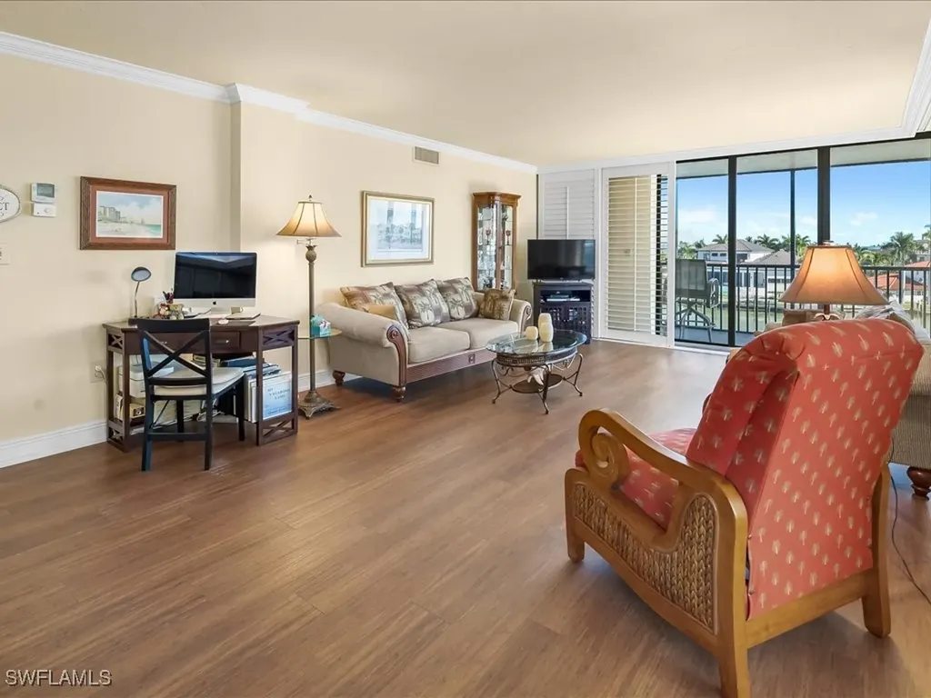 10482 Gulf Shore Drive Naples FL 34108