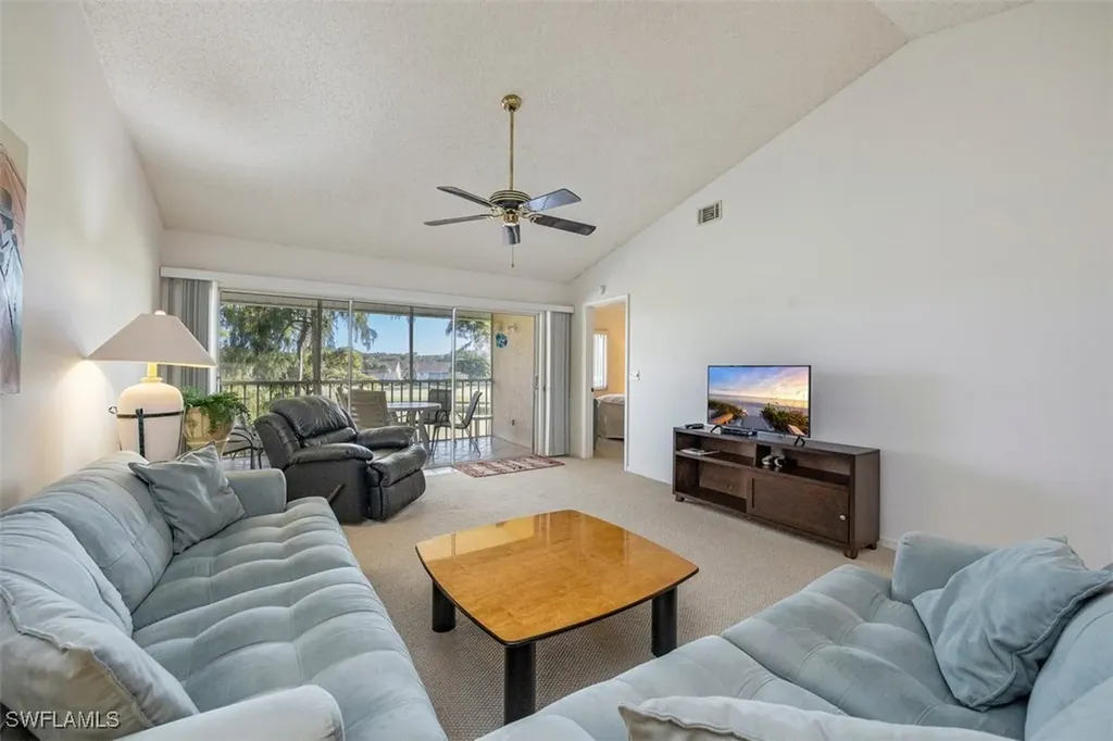 5975 Bloomfield Circle Naples FL 34112