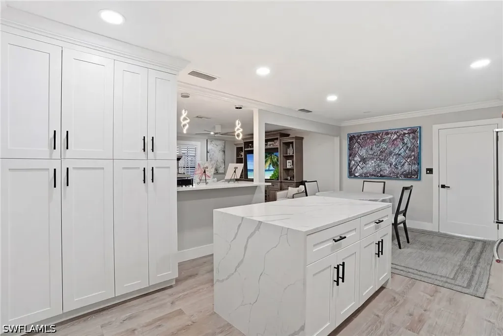 2672 Gulfview Drive Naples FL 34112