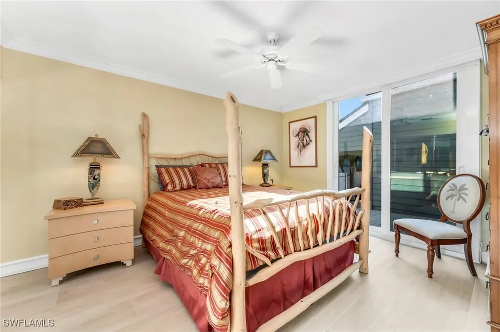 667 Bridgeway Lane Naples FL 34108