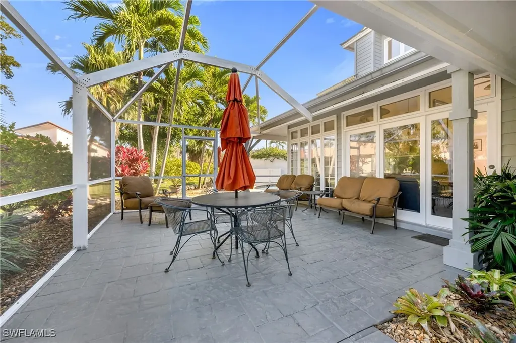 667 Bridgeway Lane Naples FL 34108