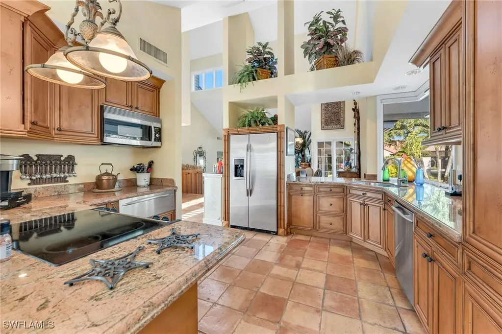 667 Bridgeway Lane Naples FL 34108
