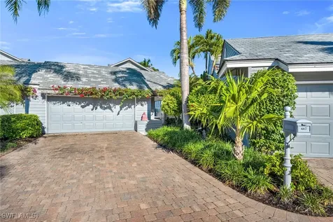 667 Bridgeway Lane Naples FL 34108