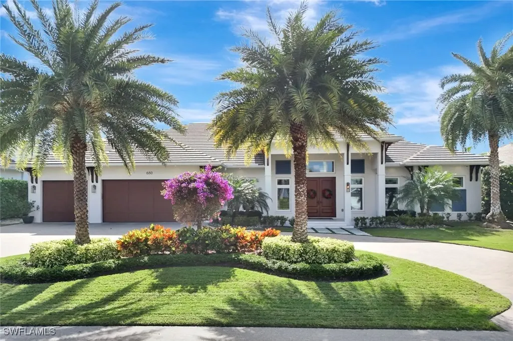 680 Wedge Drive Naples FL 34103