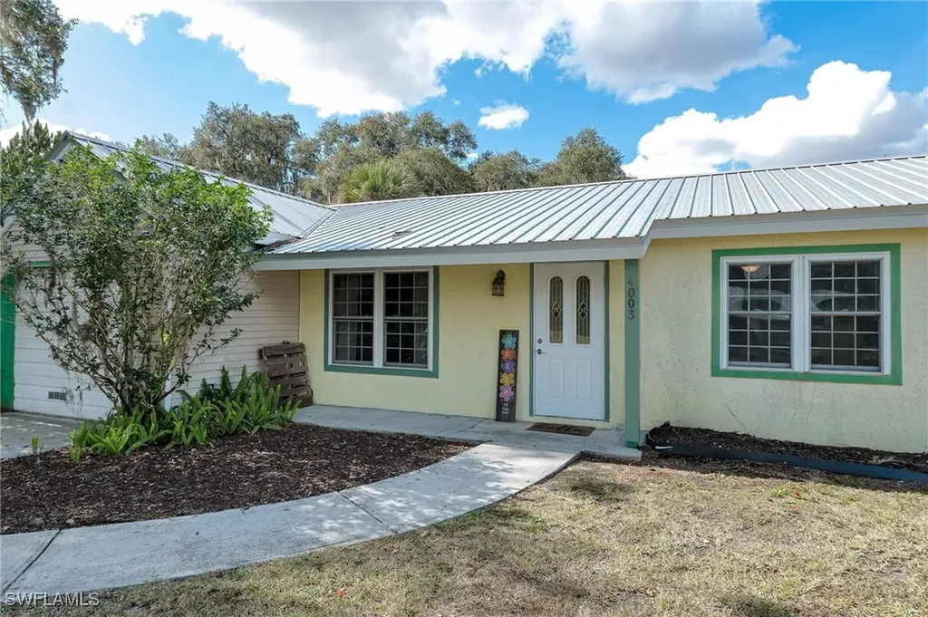 4003 S Edgewater Circle Labelle FL 33935