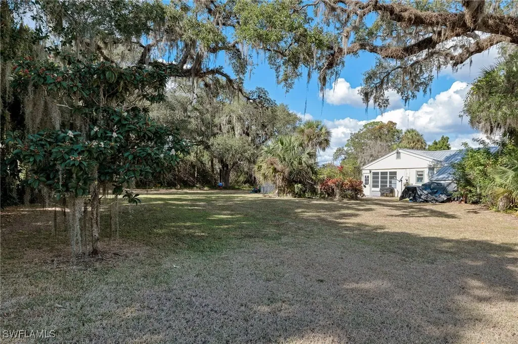 4003 S Edgewater Circle Labelle FL 33935