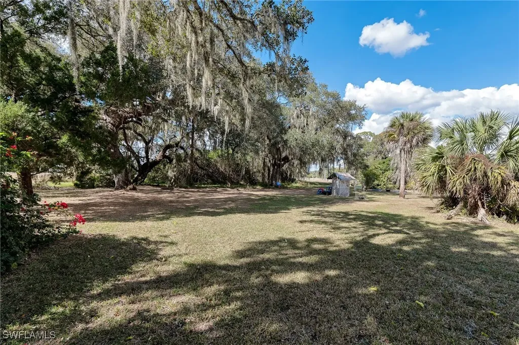 4003 S Edgewater Circle Labelle FL 33935