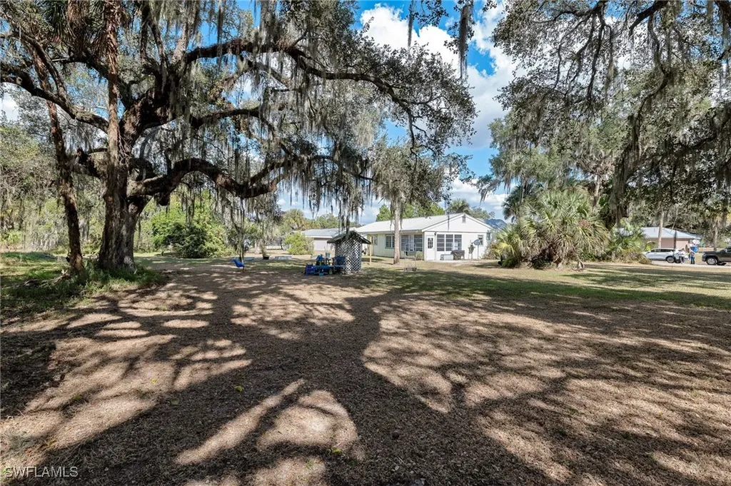 4003 S Edgewater Circle Labelle FL 33935