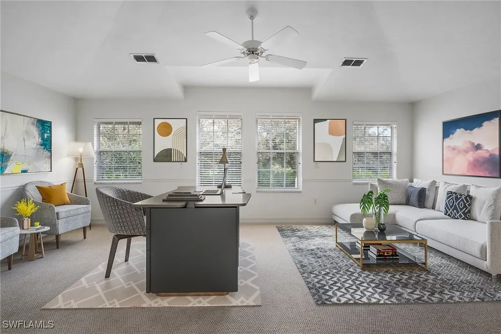 8196 Saratoga Drive Naples FL 34113