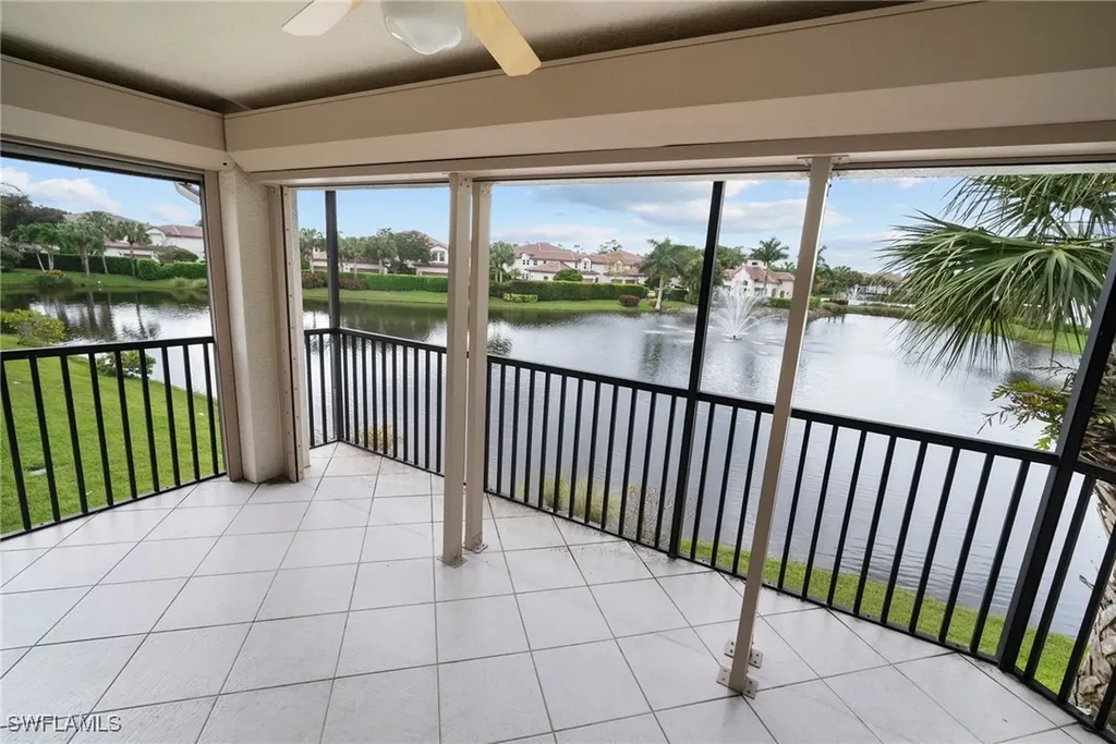 8196 Saratoga Drive Naples FL 34113
