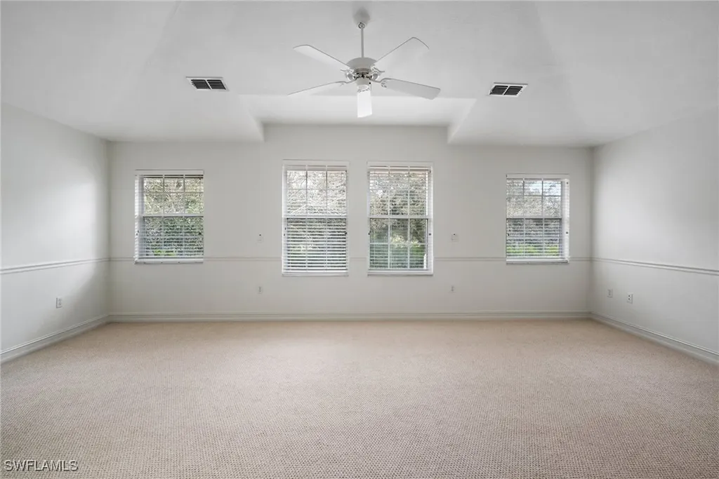 8196 Saratoga Drive Naples FL 34113