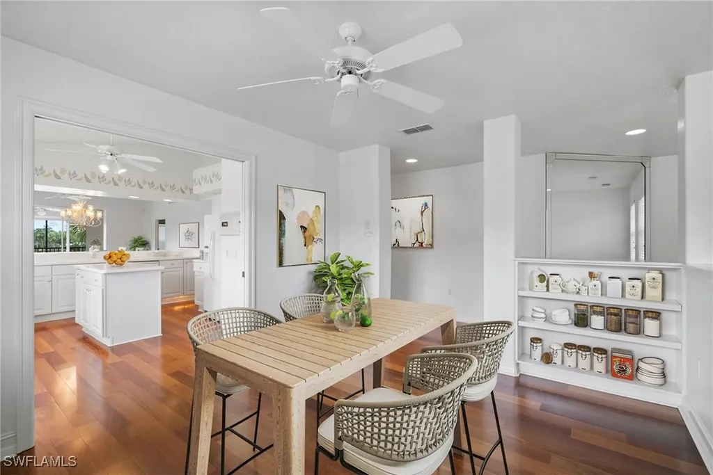 8196 Saratoga Drive Naples FL 34113