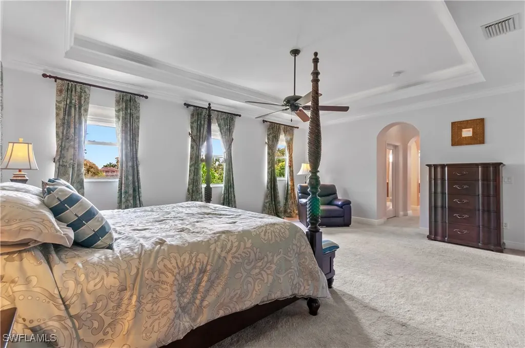 1724 Birdie Drive Naples FL 34120
