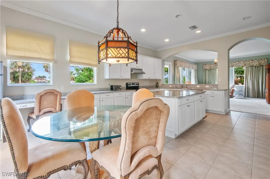 1724 Birdie Drive Naples FL 34120