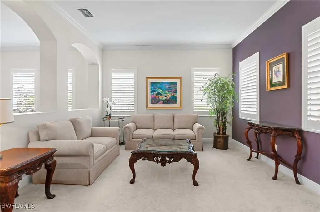 1724 Birdie Drive Naples FL 34120