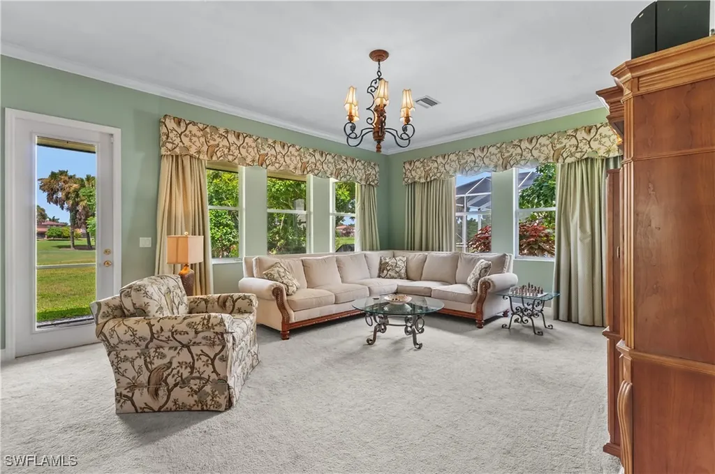 1724 Birdie Drive Naples FL 34120