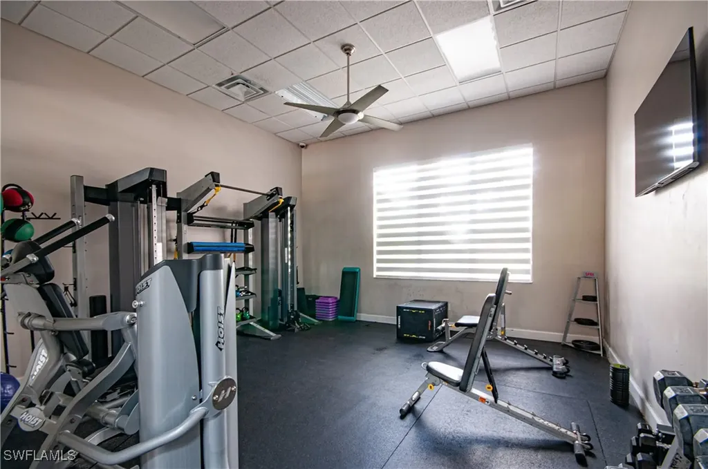 1724 Birdie Drive Naples FL 34120