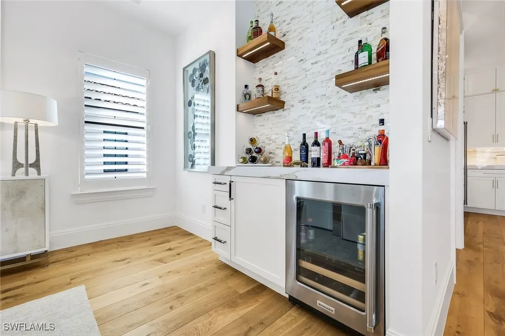 16320 Corsica Way Naples FL 34110