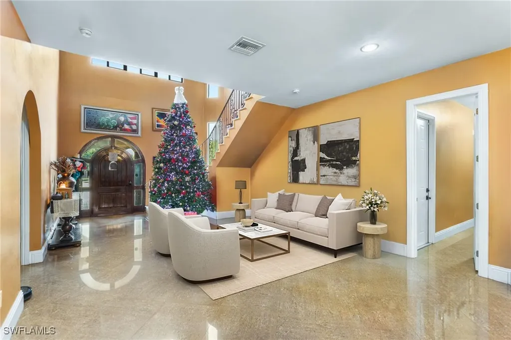 3880 62nd Avenue NE Naples FL 34120