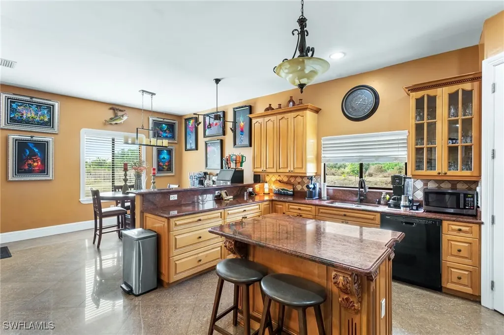 3880 62nd Avenue NE Naples FL 34120
