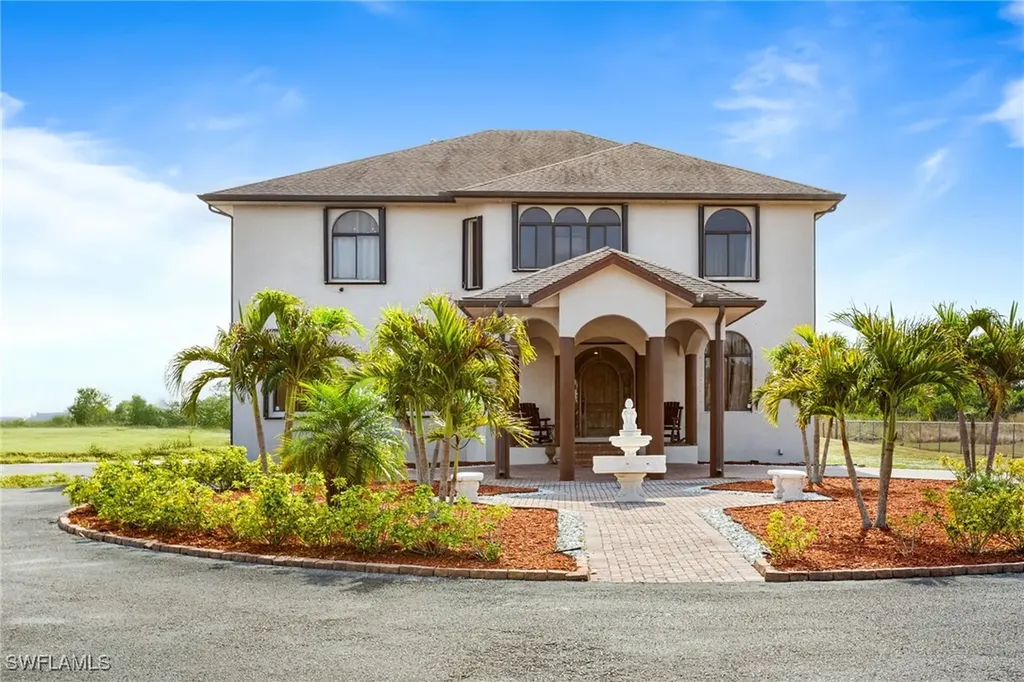 3880 62nd Avenue NE Naples FL 34120