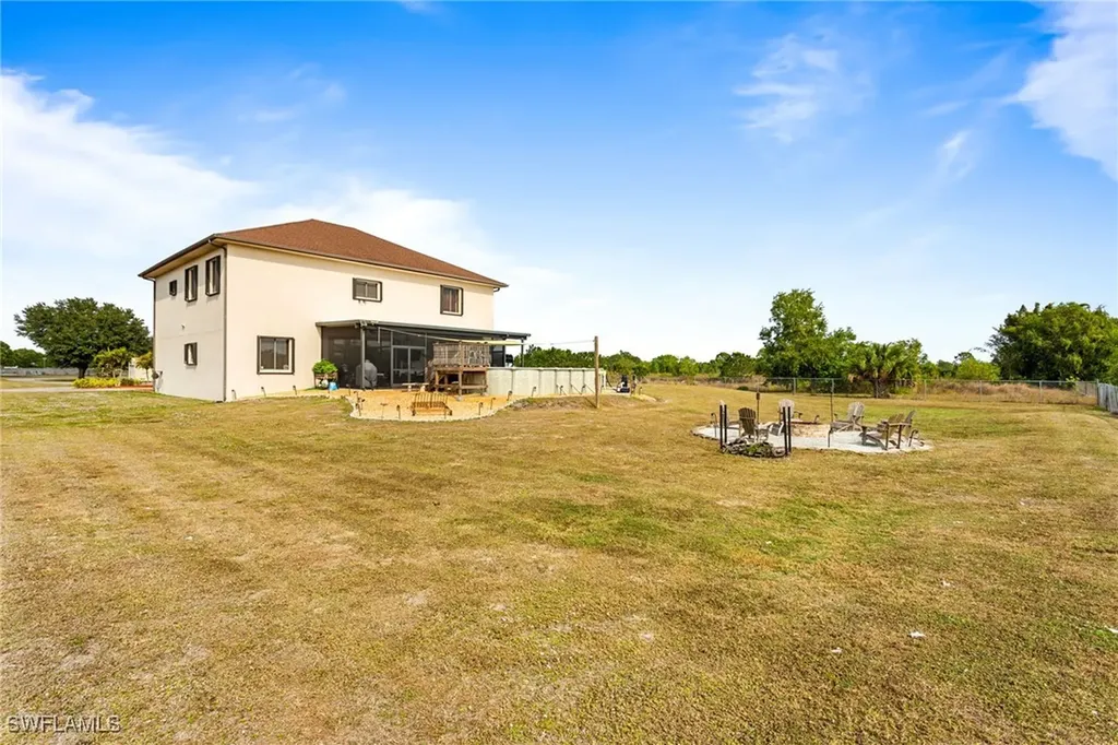 3880 62nd Avenue NE Naples FL 34120