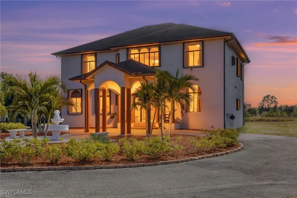 3880 62nd Avenue NE Naples FL 34120
