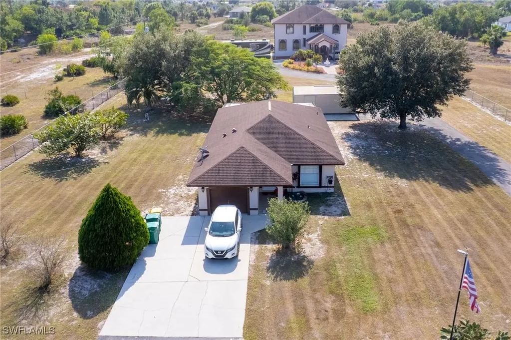 3880 62nd Avenue NE Naples FL 34120