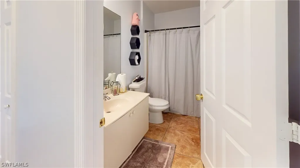 3880 62nd Avenue NE Naples FL 34120