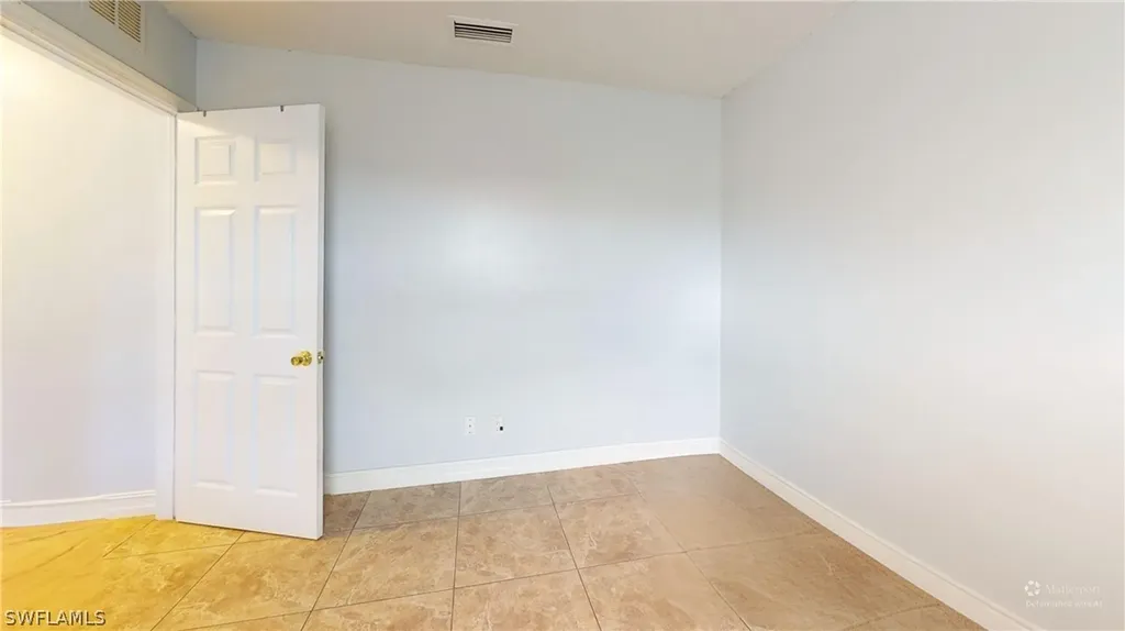 3880 62nd Avenue NE Naples FL 34120