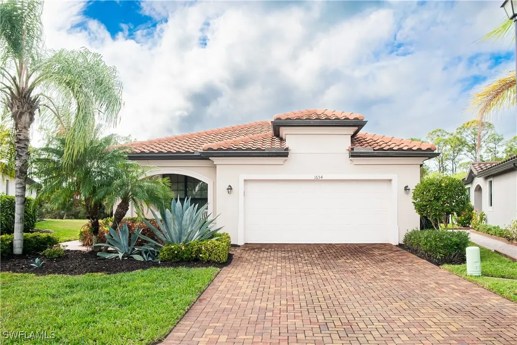 1654 Marton Court Naples FL 34113