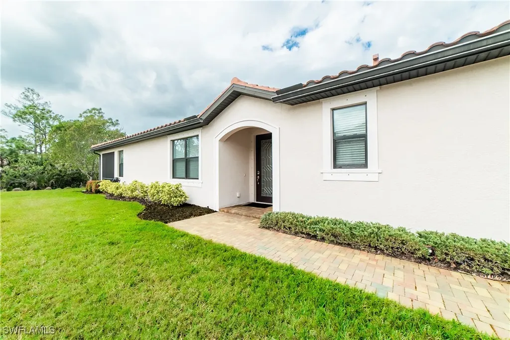 1654 Marton Court Naples FL 34113
