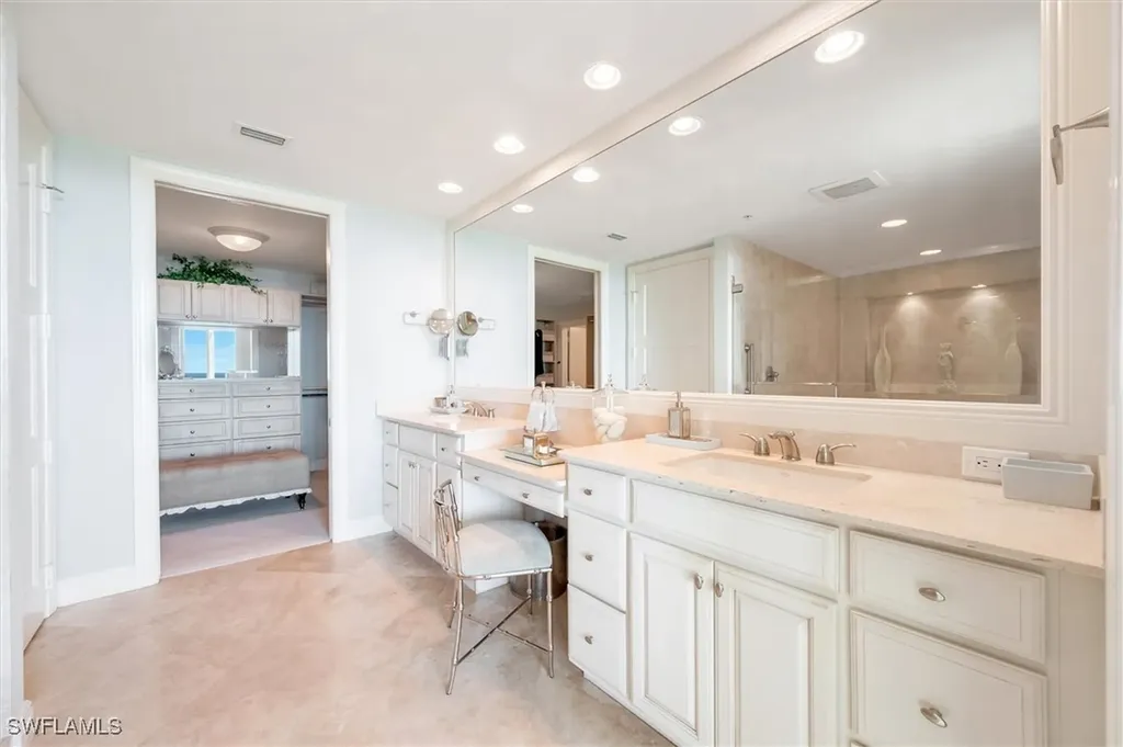 265 Indies Way Naples FL 34110