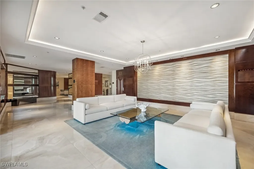 265 Indies Way Naples FL 34110