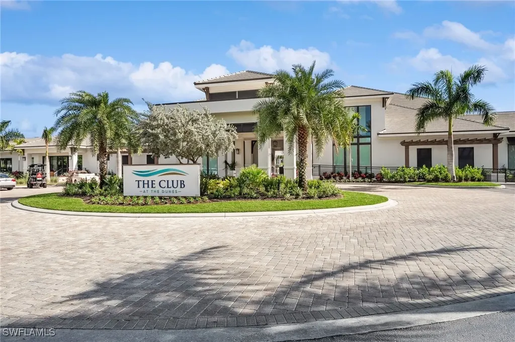 265 Indies Way Naples FL 34110