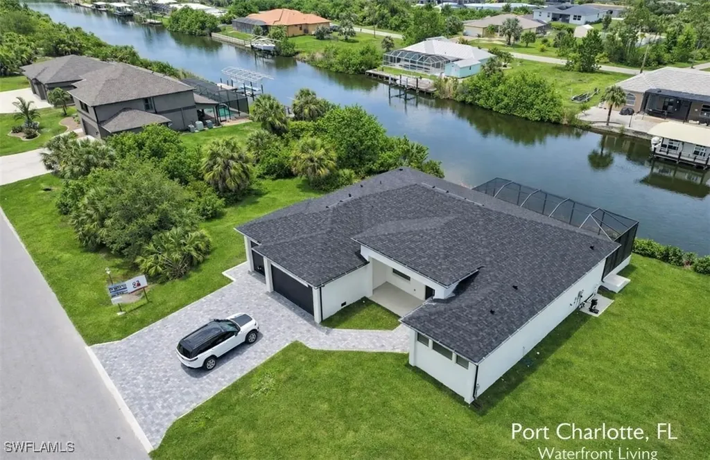 15048 Hennipen Circle E Port Charlotte FL 33981